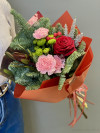 Зимний букет . Цветы Владивосток фото 1 — Цветочный король