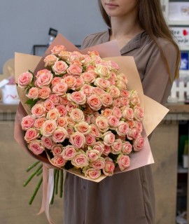 Кустовые розы Azore. Цветы Владивосток