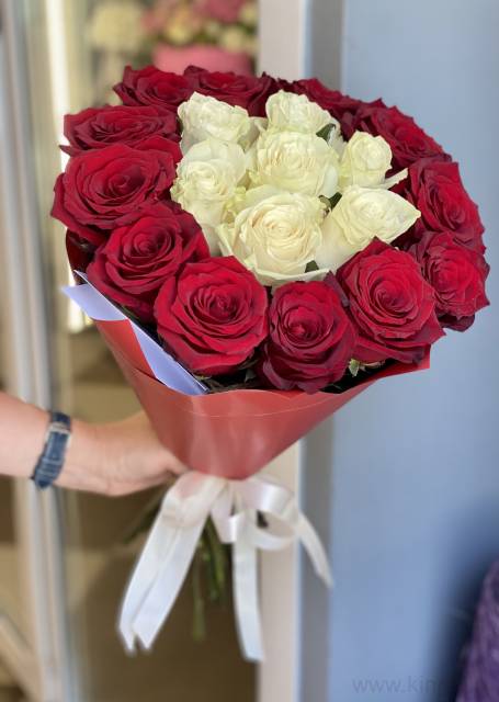 Букет из 19 роз