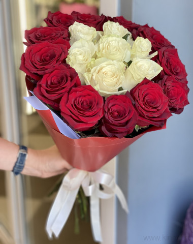 Букет из 19 роз — Цветочный король