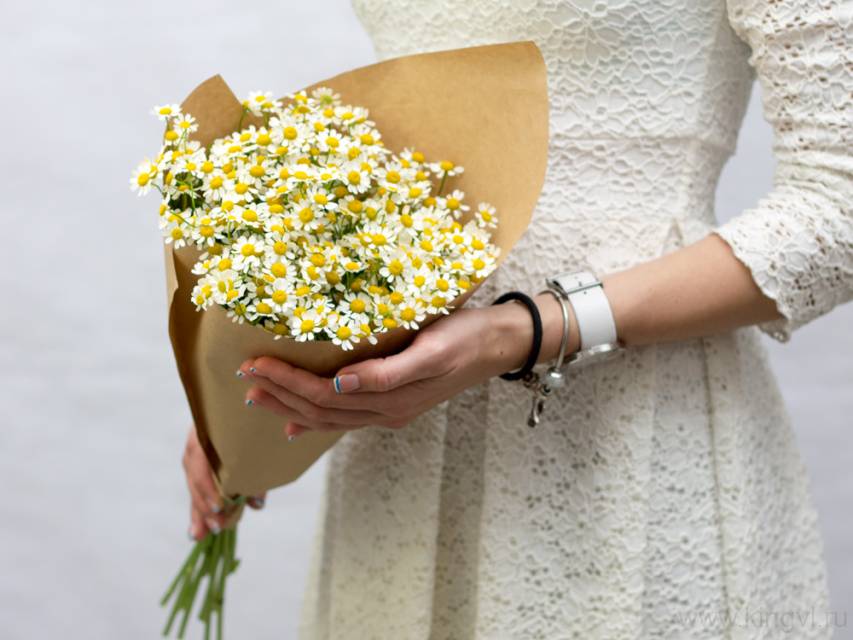 Букет полевых ромашек 