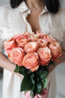 Пионовидная роза Кахала- любое количество . Цветы Владивосток