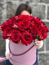 Букет из роз в шляпной коробке. Цветы Владивосток фото 2 — Цветочный король
