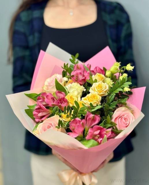 Сборный букет "Розовый закат"