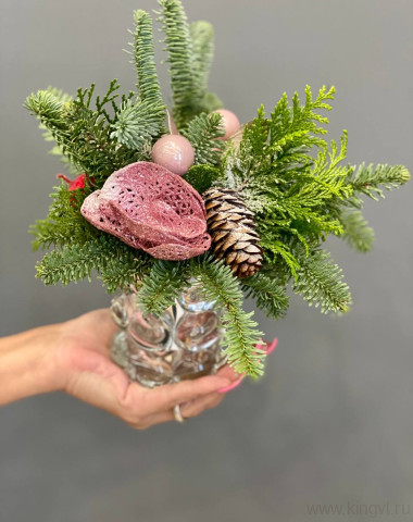 Мини-композиция  в стеклянной вазочке. &mdash; Цветочный король