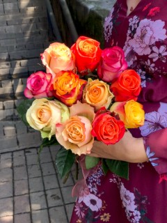 Микс"Страстный" 11 роз . Цветы Владивосток