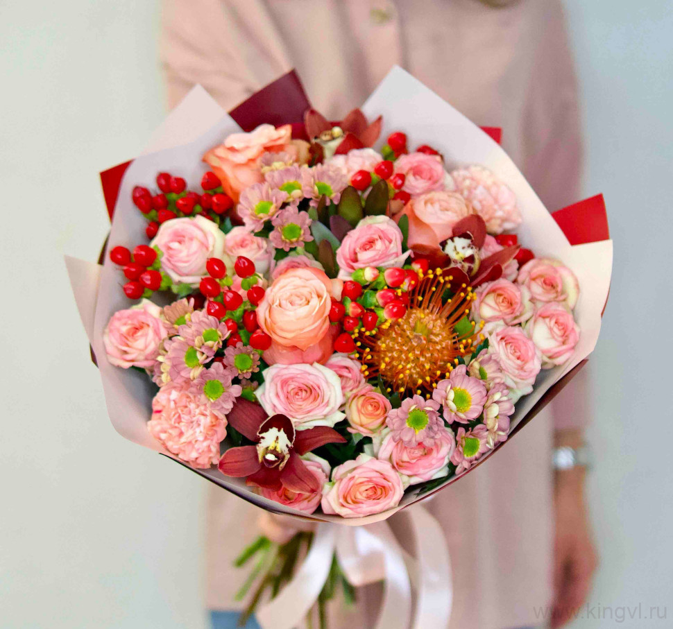 Персиковое ассорти с нутаном. Цветы Владивосток