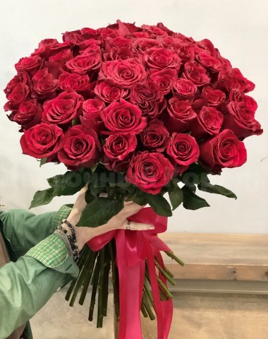 Букет из 57 красной розы 