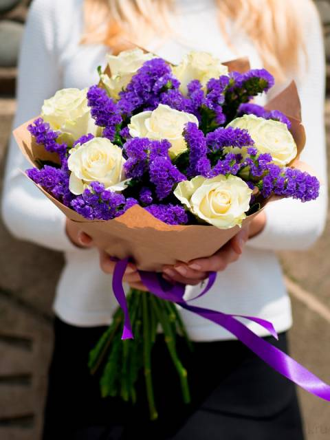 Бело-фиолетовое кино