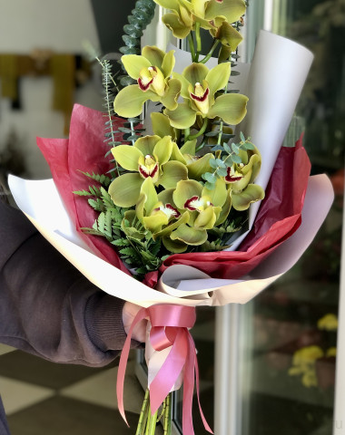 Букет «Экзотика»с орхидеей — Цветочный король