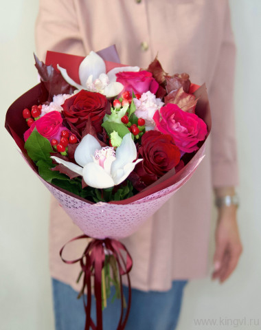 Букет из роз и орхидей  — Цветочный король