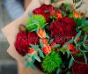 Пионовидные розы и диантус. Цветы Владивосток фото 2 — Цветочный король