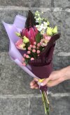 Букет протея,эустома,гиперикум. Цветы Владивосток фото 2 — Цветочный король